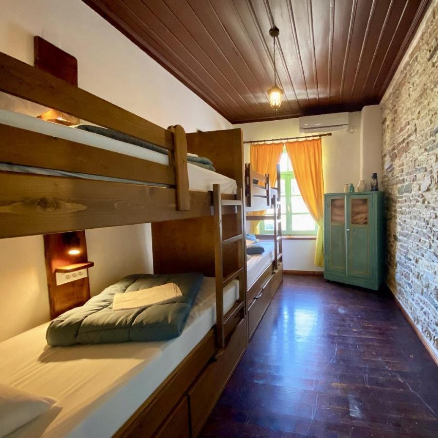 Stone City Hostel ジロカストラ エクステリア 写真