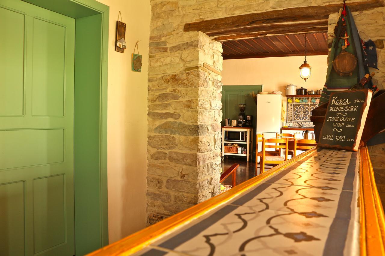Stone City Hostel ジロカストラ エクステリア 写真